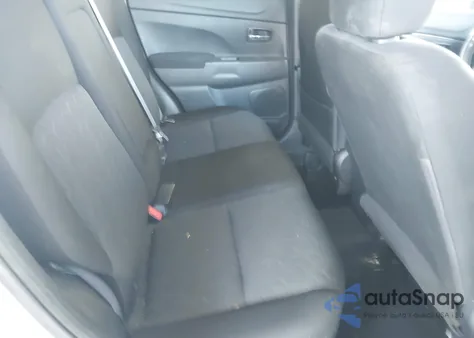 2020 Mitsubishi Outlander Sport 2.0 Be/2.0 Es/2.0 Sp z USA, uszkodzony, nr VIN JA4AP3AU5LU017645